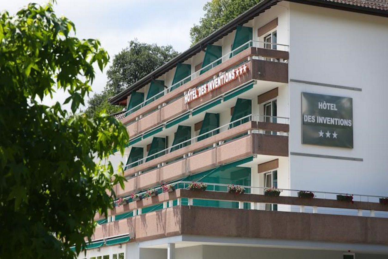 Hotel Des Inventions Ecublens  Bagian luar foto