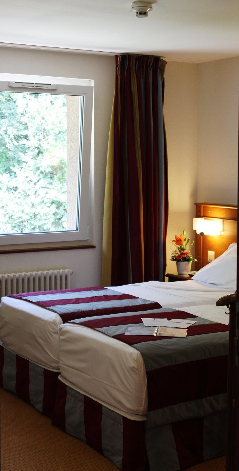 Hotel Des Inventions Ecublens  Bagian luar foto